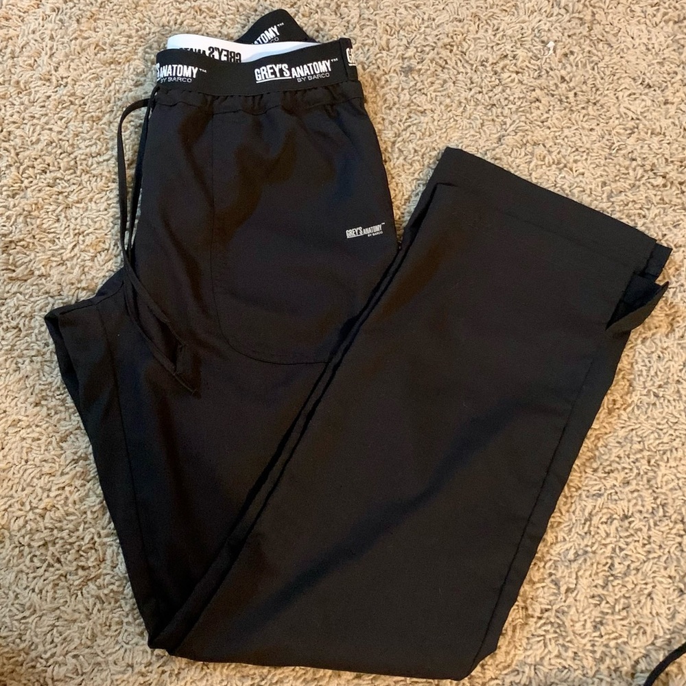 Grey’s Anatomy scrubs